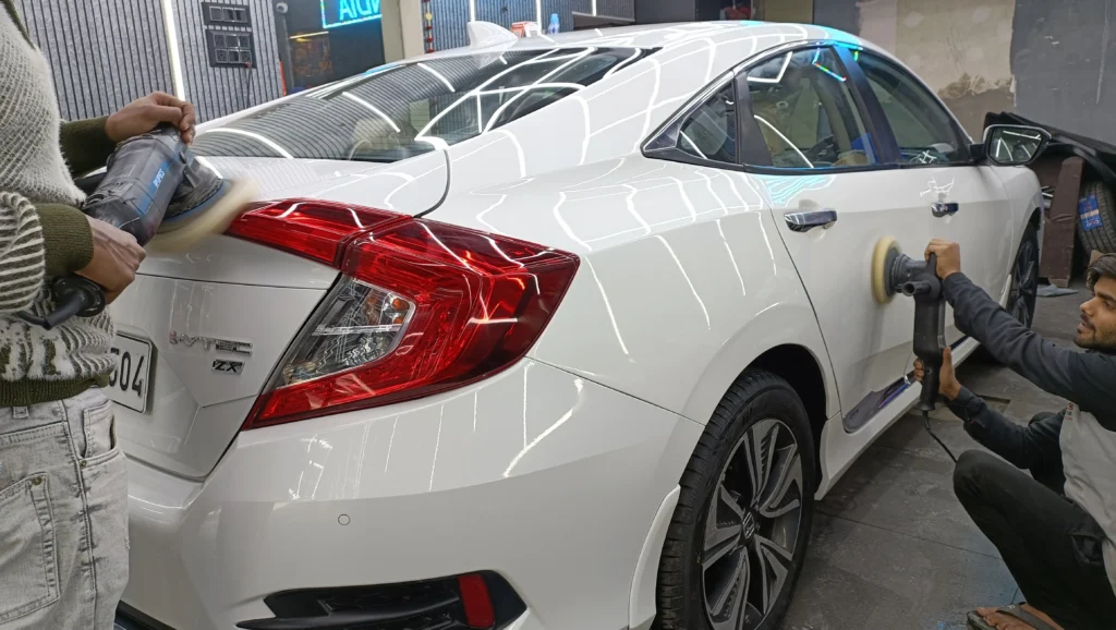 rubbing and polishing in Delhi NCR at shinex car spa